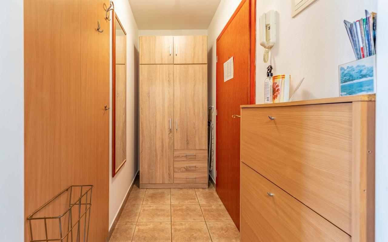 Olga'S Place-New Apartment 200 Mt From The Sea Pula Exterior foto