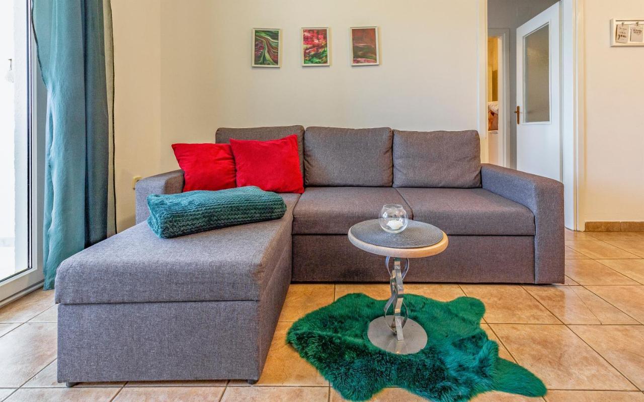 Olga'S Place-New Apartment 200 Mt From The Sea Pula Exterior foto